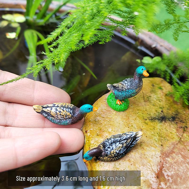 Mini Lotus Pond Micro Landscape Ornament – Rockery Fish Tank DIY Sand Table Bonsai Decoration