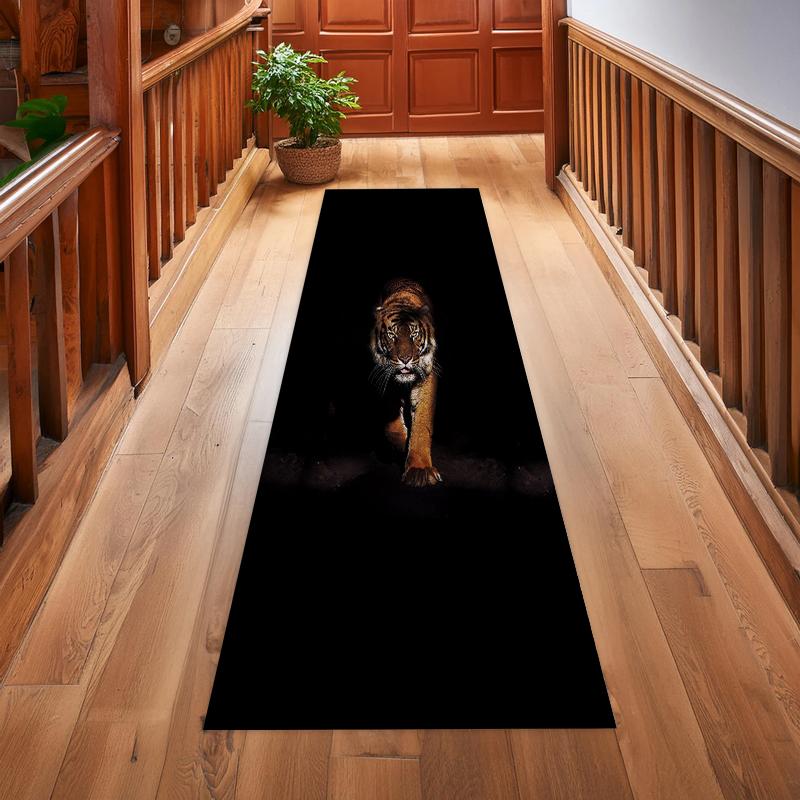 

Realistic Leopard Close-up Long Runner Rug Wild Animal Theme Durable Wear-resistant Non-slip Carpet for Hallway Entryway 40X120CM