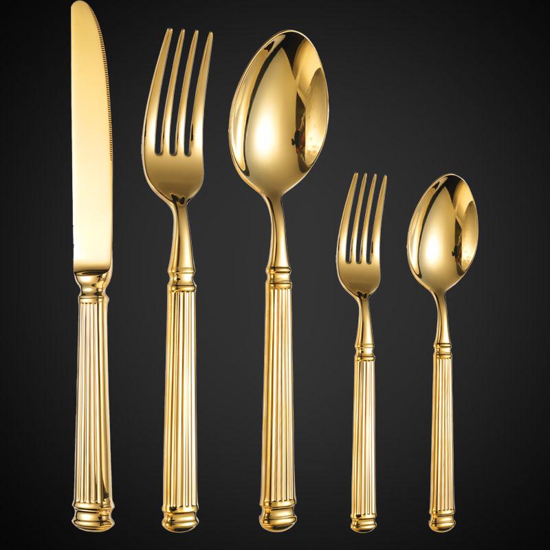 Zlaté nerezové příbory, dárkové sady pro hosty, stolní nádobí s římskou rukojetí, nože, vidličky, lžíce, špachtle na dorty, kuchyňské potřeby do restaurace