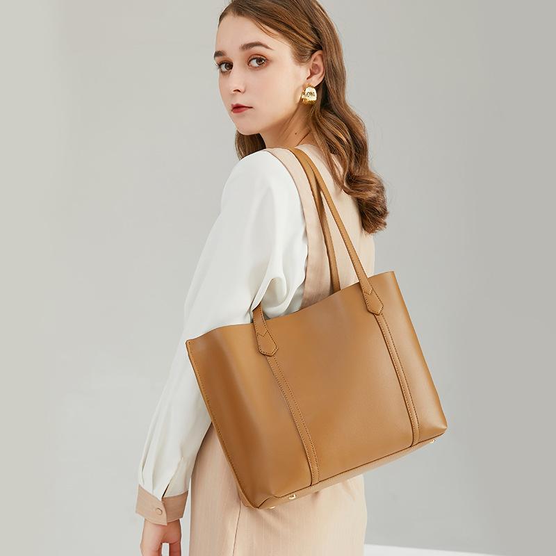 Bag girl 2025 autumn and winter trendy girl large-capacity handbag simple tote bag casual shoulder messenger bag versatile storage