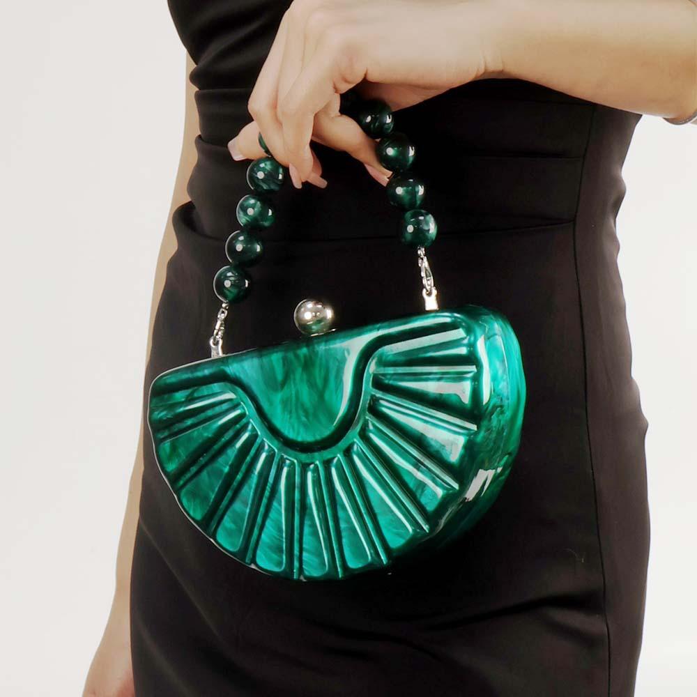 

Women S Splicing Contrasting Color Oblique Span Bag Semi-Circular Acrylic Bag Fashion Wedding Dinner Clutch Bag зелений