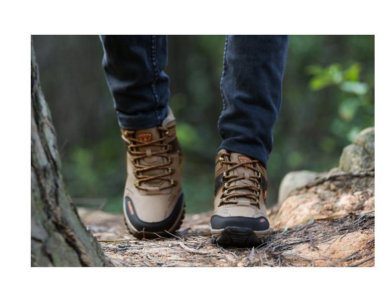 Plus Size High-Top Men's Hiking Shoes - Warm, Non-Slip, Velvet-Lined, For Autumn/Winter Outdoor Trails