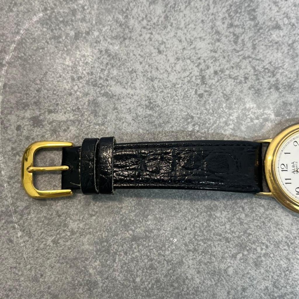 Used ALBA quartz watch gold black
