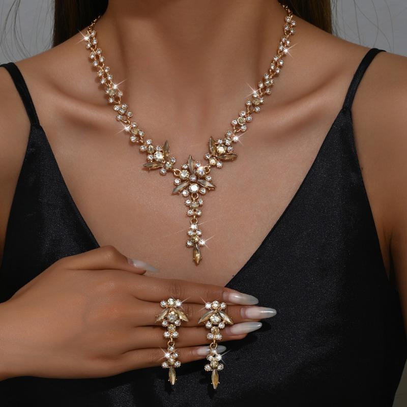 BLINGBAY Women's Jewelry Set Fairycore Romantic Wedding Bridal Accessories Retro Rhinestones Elegant Necklace Earrings Set Women's Modern Jewelry Gift