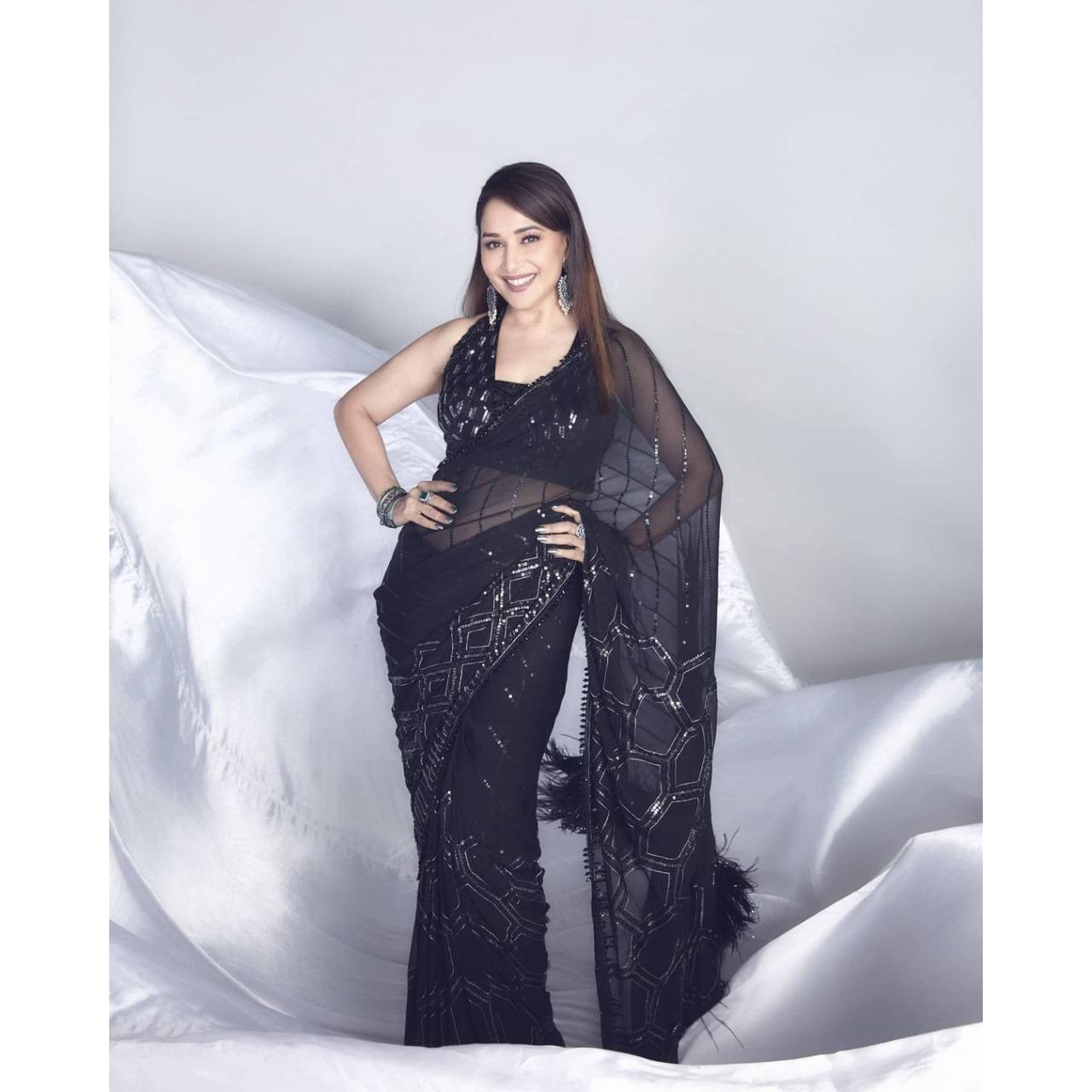 

Дизайнерское сари на эксклюзивной мягкой сетчатой ткани с вышивкой Sequnce Work Saree Wedding Wear Сари Party Wear Сари индийское сари для женщин