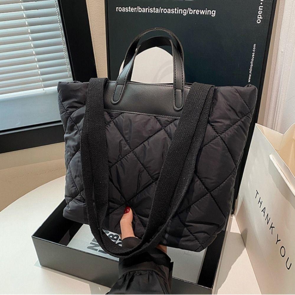 Luxury Quilted Quilted Tote Bag Zipper Large Capacity Shoulder Bag Puffer Tote Bags for Women