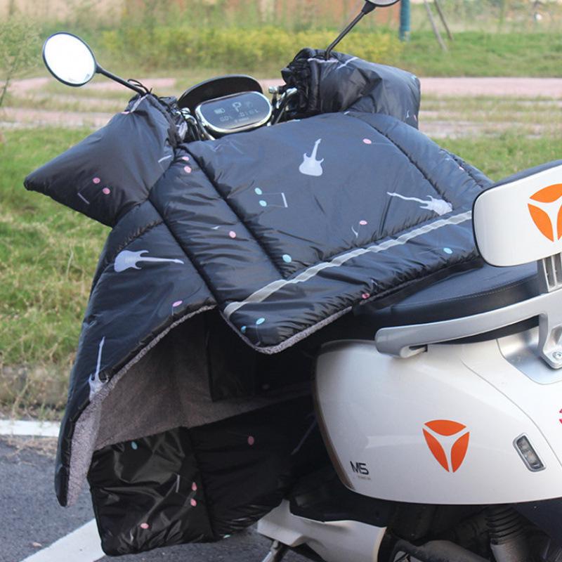 Zimowa osłona przedniej szyby do samochodu elektrycznego i motocykla - Wyściełana polarem, Pogrubiona, Wodoodporna, Wiatroszczelna, Ochrona przed zimnem.