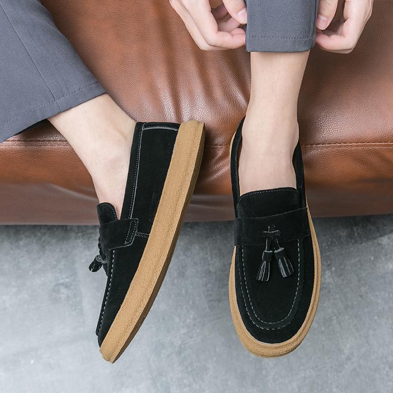 Fashion New Male Walking Footwear Slip On Soft Moccasins Handmade Outdoor Men Loafers Casual Leather Shoes Fashion Mens Boat Shoes