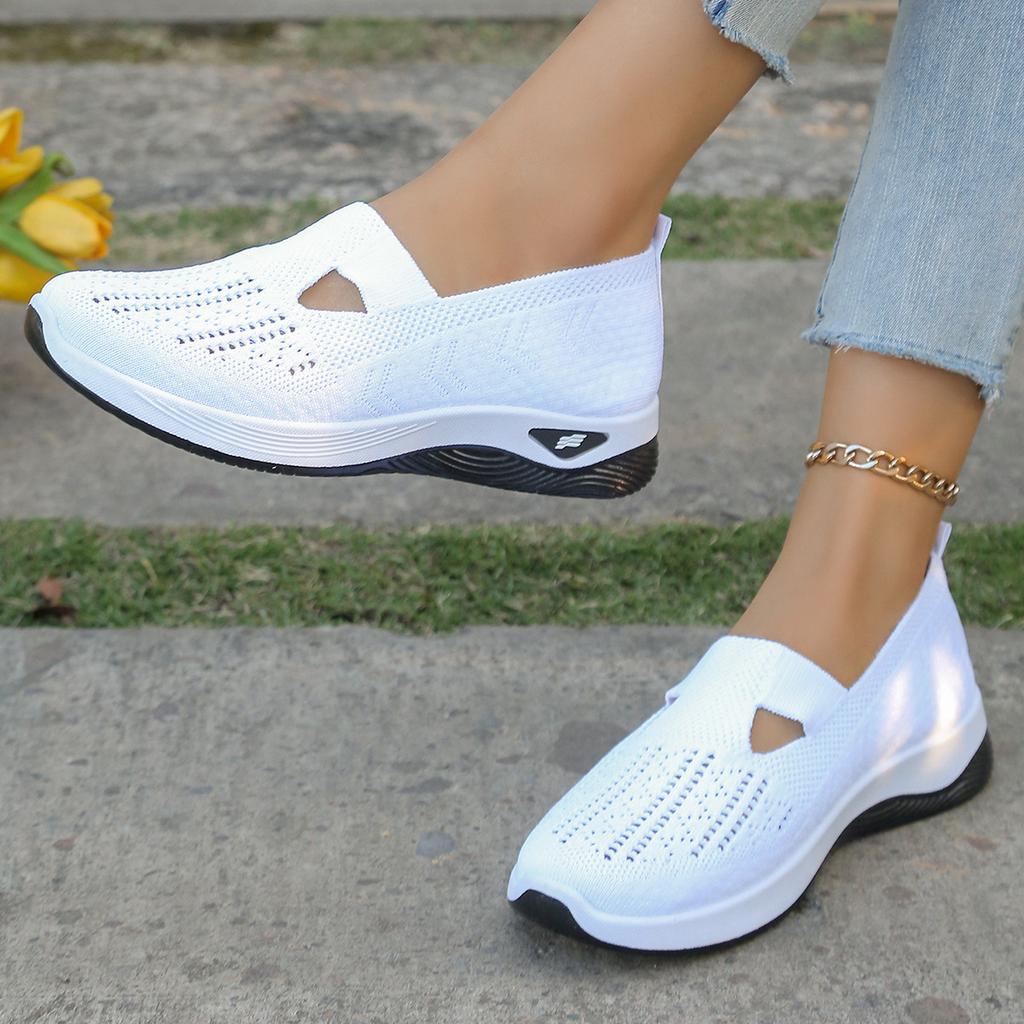 Soft sole comfortable non-slip hollow shoes summer non-slip breathable casual mesh shoes mesh shoes