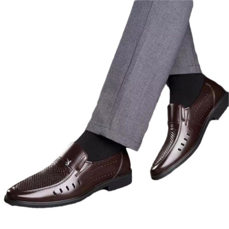 A Summer Hollow Sandals, Real Soft Leather Shoes, Non-slip Soft-soled Business Casual Men's Leather Shoes