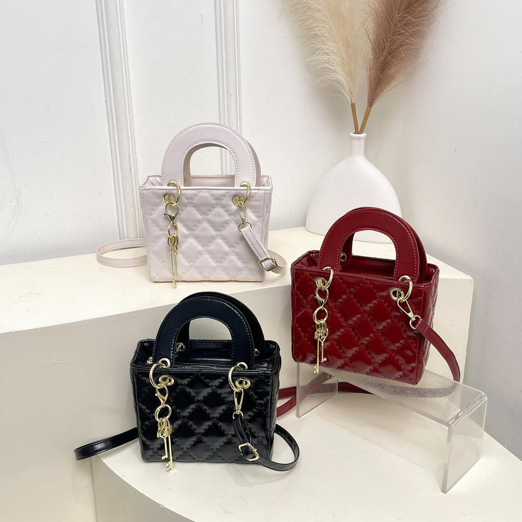 Minimalist Quilted Stitching Faux Leather Shoulder Bag, Rhombus Pattern Crossbody Handbag, Chic Casual Women's Square Purse CLE