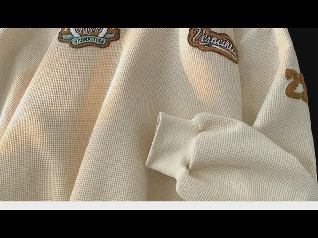 Men's Retro College-Style Embroidered Polo - Chic, Loose, and Comfortable for Autumn.