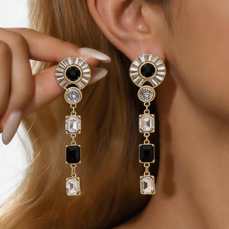 European and American Vintage Silver Rhinestone Tassel Stud Earrings with Geometric Design