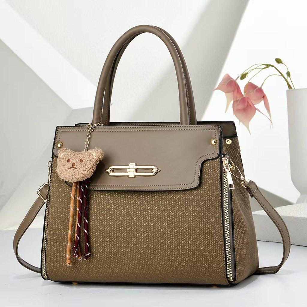 Womens Fashion Shoulder Bag With Details And Mobile Pocket For Casual Outings