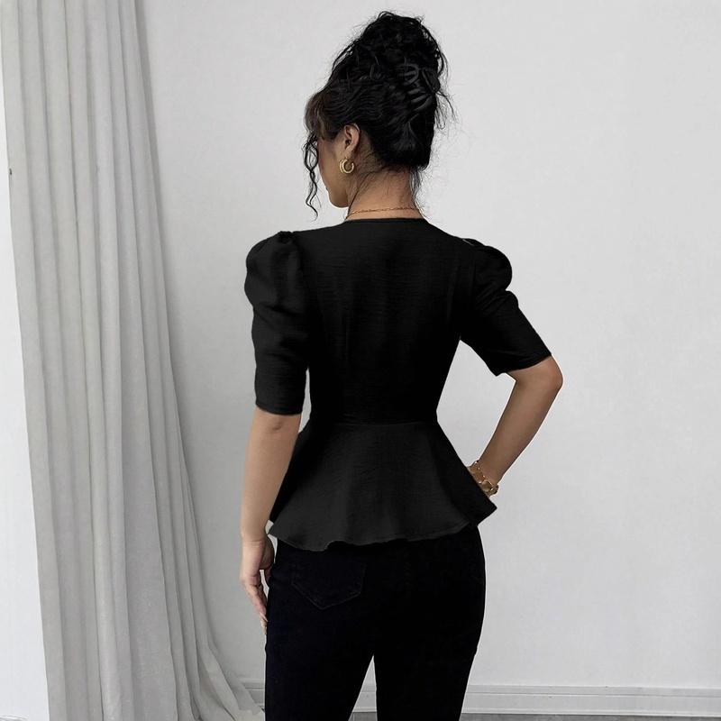 Women's Square Neck Short Sleeve Button Blouse Solid Color Fitted Casual Summer Top