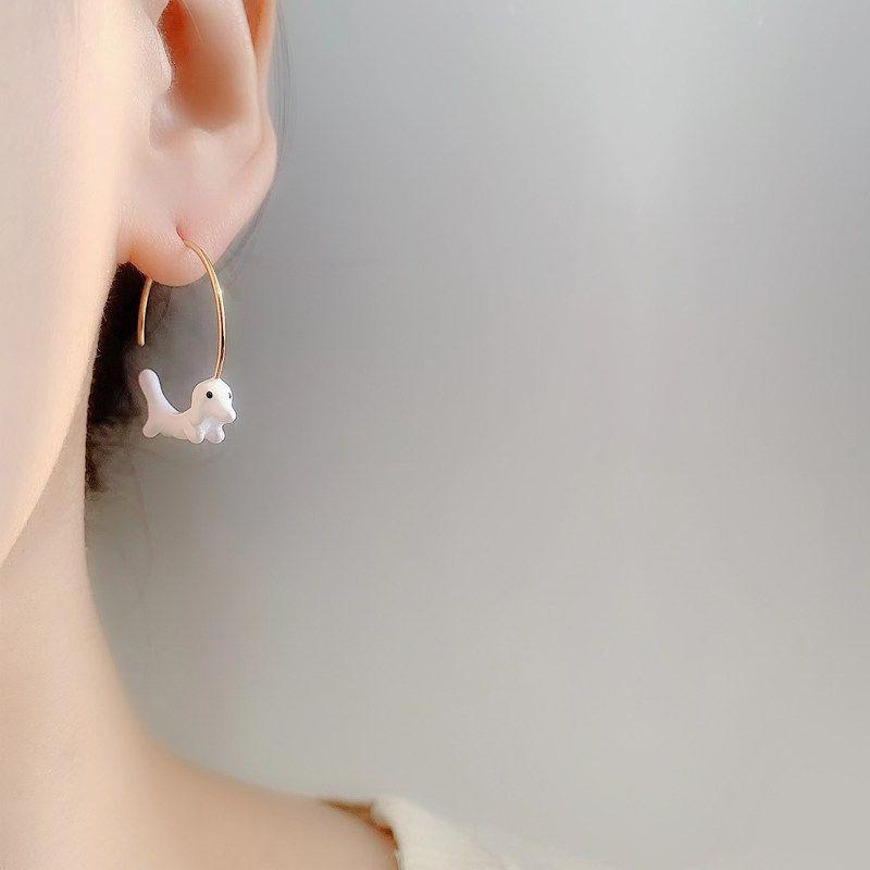Sumni Drip Glazed Cute Sausage Age-Reducing Women s Enamel White