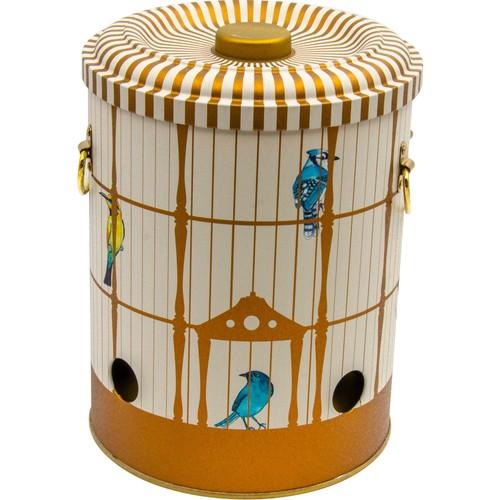 

Картофель и лук в клетке для птиц