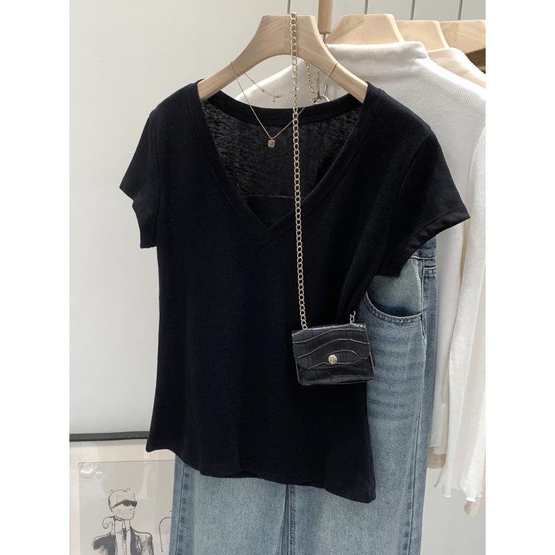 Korean Style V-Neck Short Sleeve Loose T-Shirt for Women – Summer 2026 Edition