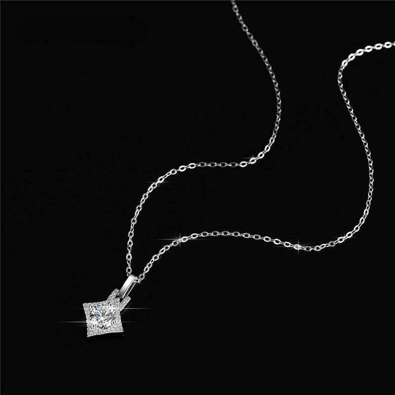 Silver S925 Pendant 1 Carat Moissanite Necklace Fashion Luxury Wedding Jewelry Women's Necklace Exquisite Gift