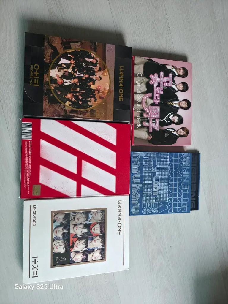 Wanna One Album Set Used