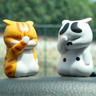 Mini Facepalm Cat Car Cute Cat Ornament Model Desktop Toys Gifts for Room Office Kids Car Pendant Simulation Miniature Animal