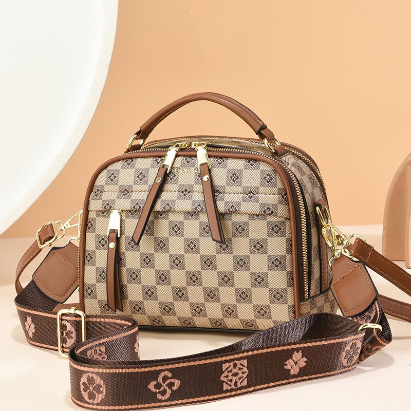 Popular Bag Women's 2025 New High-end Small Square Bag Pu Large-capacity Women's Handbag Versatile Women's Bag