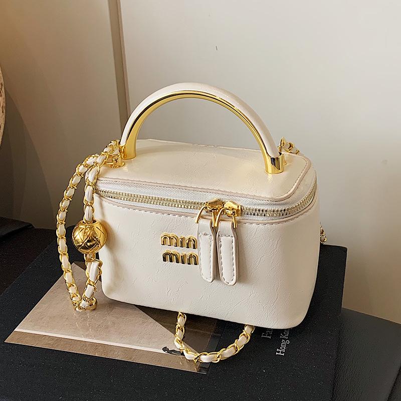 Trend, fashionable, small fragrance, exquisite and versatile, portable box, small bag, casual commuting temperament, messenger women's bag