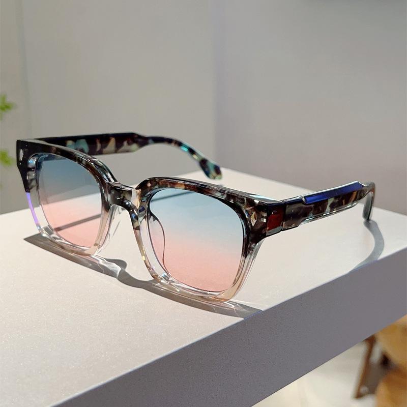 Vintage Luxury Brand Designer Double Color Square Sunglasses Women For Men Sun Glasses Punk Popular Rivet Outdoor Matte Shades