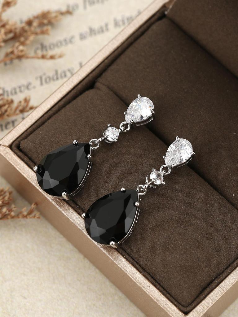 Elegant Pink Diamond Pear-Shaped Water Drop Earrings for Women: High-End Dangle Studs for a Sophisticated Look
