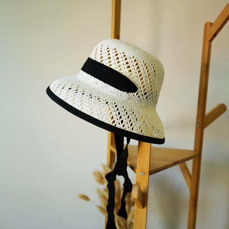 French Elegant Retro White Hepburn Fungus Lace-Up Bell-Shaped Basin Hat Woven Straw Hat Women'S Summer Vacation Fisherman'S Top Hat