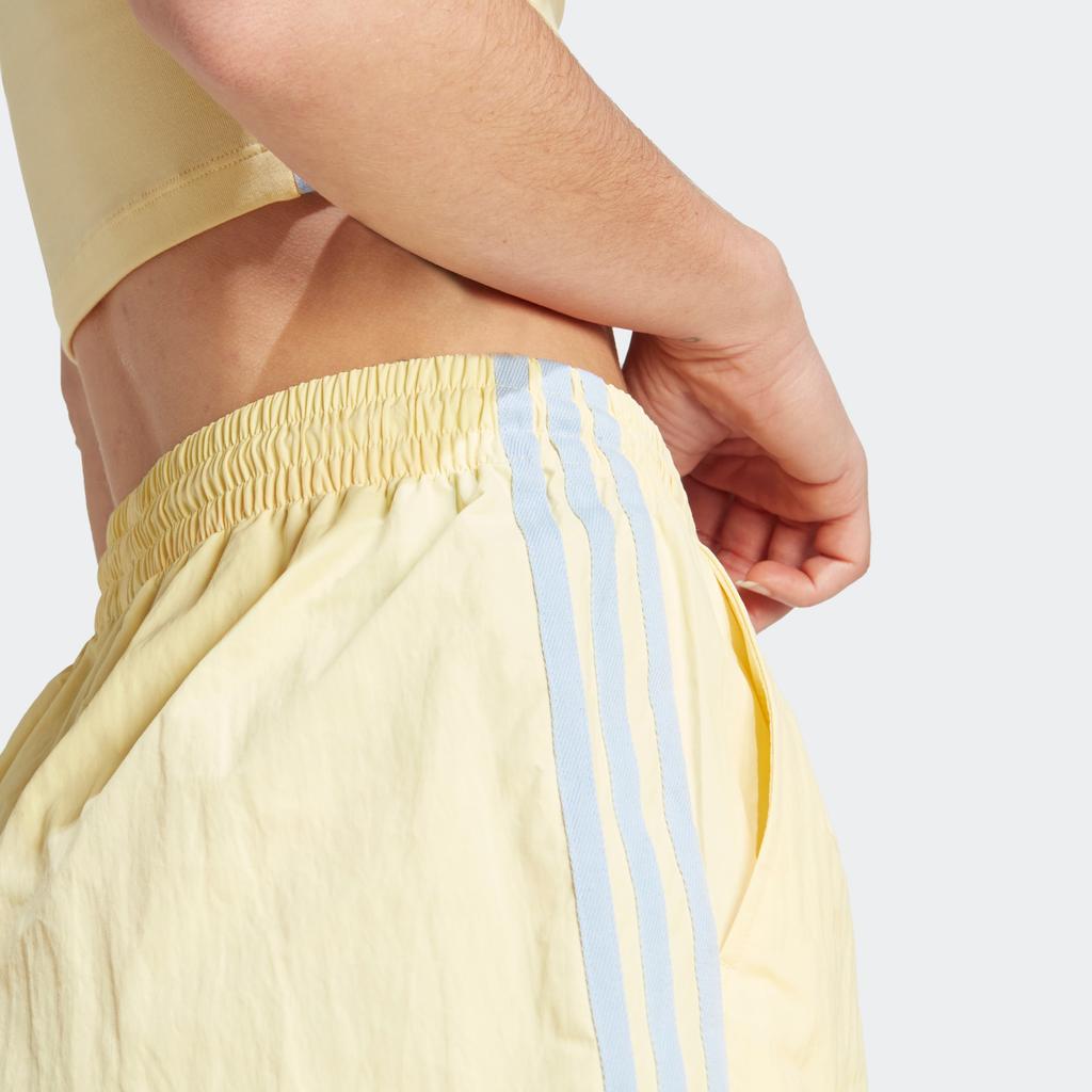 Adidas Originals Trefoil Striped Elastic Waist Regular Shorts Women Bottoms Yellow IT8162