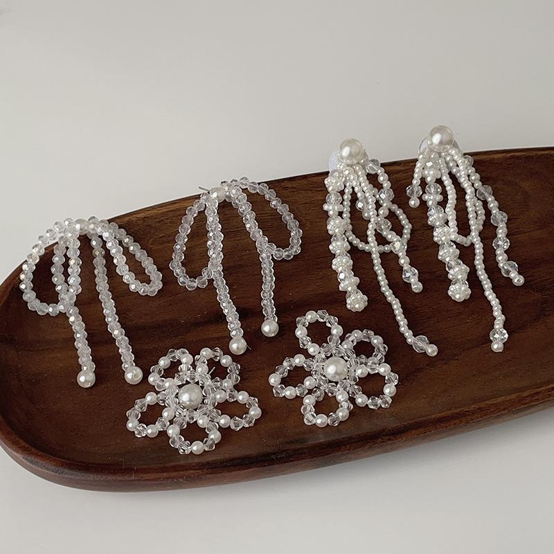 Crystal Fringed Bow Stud Earrings Female Niche Unique Personality Exaggerated Fashion Temperament Fashion Versatile Earrings Earrings