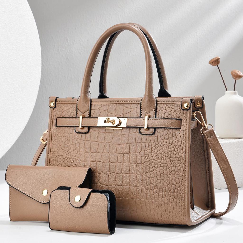 2025 Versatile Women's Large Capacity Fashionable Shoulder Handbag