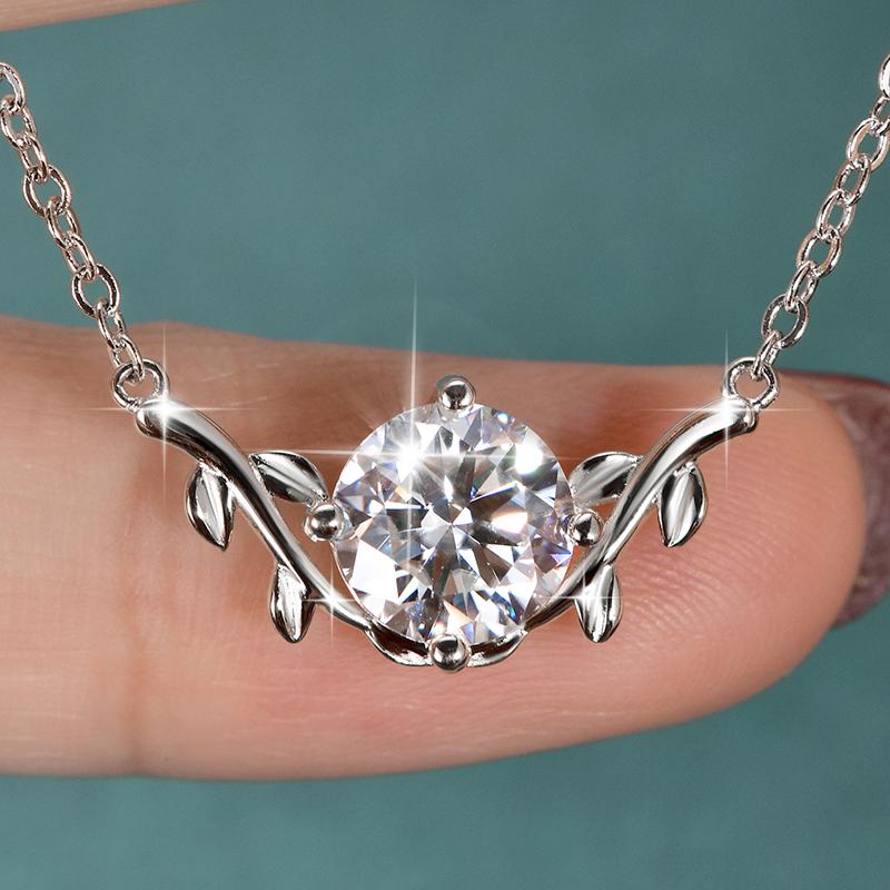 Rrjzz 2Carat Round Cut Solitaire Lab Imitation Diamond Pendant Necklace Moissanite Necklace for Women D Color VVS1 GRA Certified