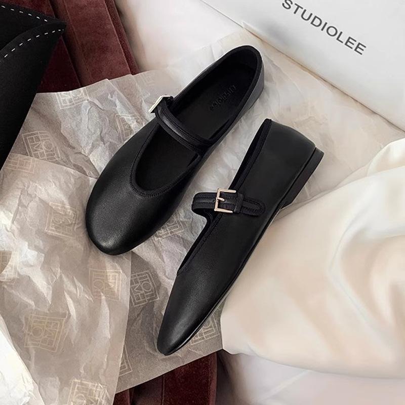 Grape Mother Spring New Round Head Simple Wind One-word Buckle with Sheepskin Soft Bottom Shallow Mouth Mary Jane Flat Sole Shoes Women