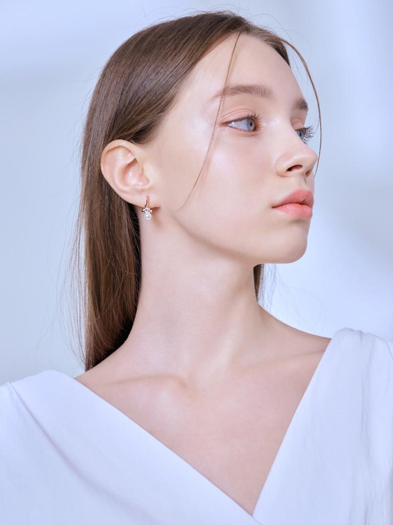 14K Wave Pearl One-Touch Earrings (Gold Pin) ELGPEE430