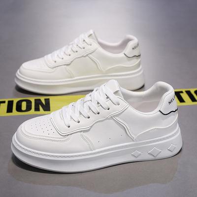 Nieuwe Stijl Zomer Herenschoenen Ademende Witte Schoenen voor Heren Studenten Koreaanse Stijl Veelzijdige Sneakers met Dikke Zool Casual Boardschoenen