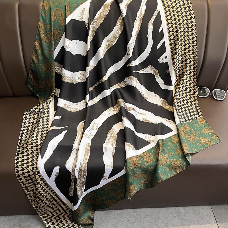 

Корейский шарф-шаль из искусственного шелка с узором «гусиная лапка» и нерегулярной полоской - Большой квадрат для женщин и мам, Идеален для весны и осени. 110x110cm