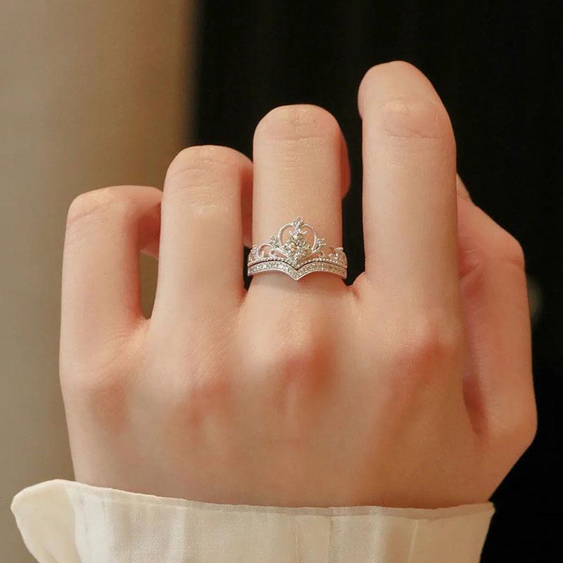 2 szt. Wróżka musujące pierścionki z koroną dla kobiet nastolatek kryształ koreański regulowany srebrzysty prezent na rocznicę Party Queen zestaw pierścieni biżuteria