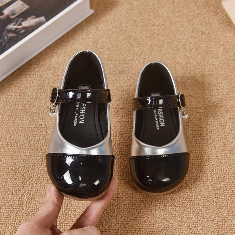 Spring New Korean Style Fashionable and Comfortable Soft Sole Girls Casual Leather Shoes