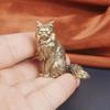 Figurina Gatto Maine Coon in Ottone Mini Statua Animale Fatta a Mano Ornamento Lucido da Scrivania per Libreria Soggiorno Decorazione Collezione