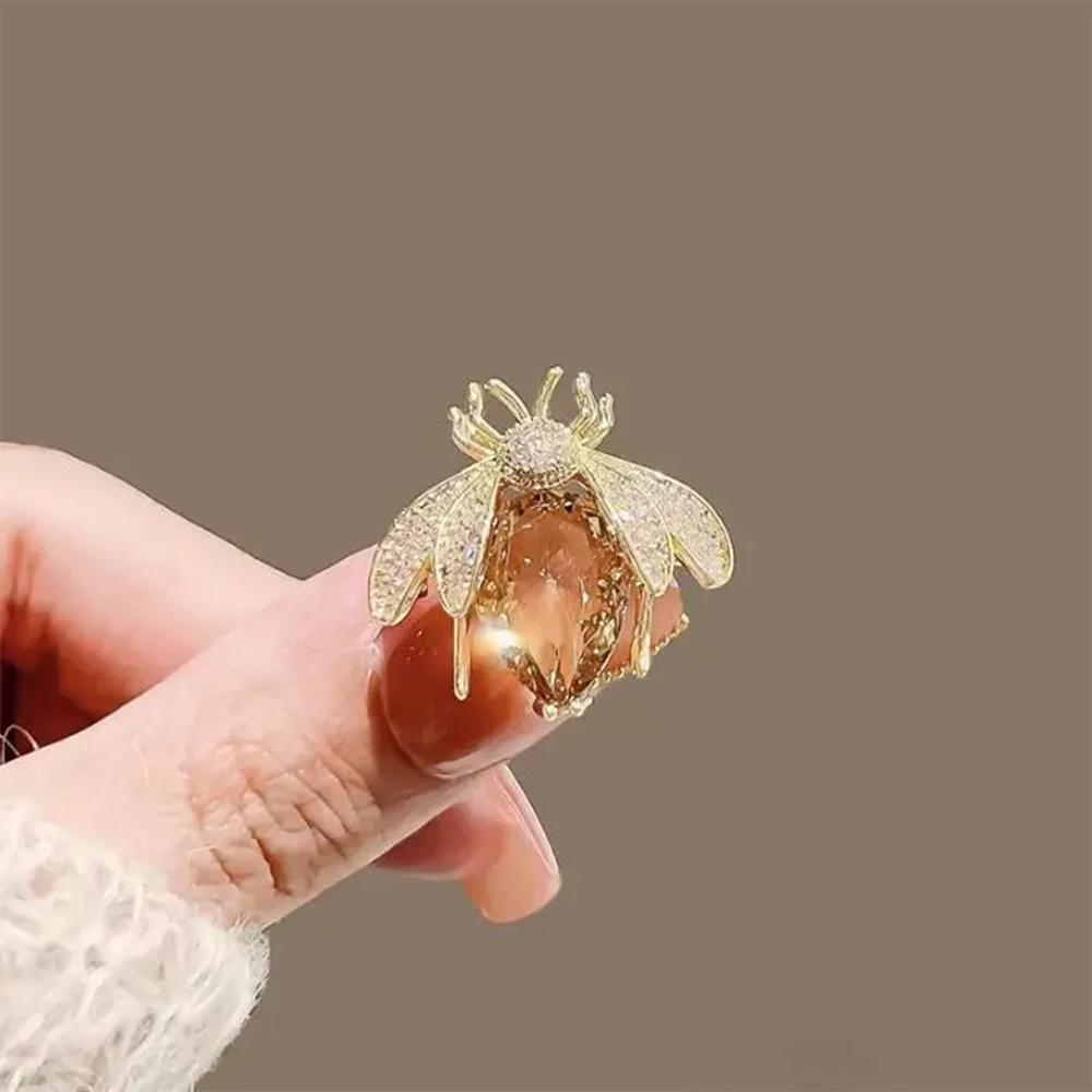 Water Drop Rhinestone Pearls Brooches Women Jewelry Party Accessories Corsage Fastening Clothes Lapel Pin