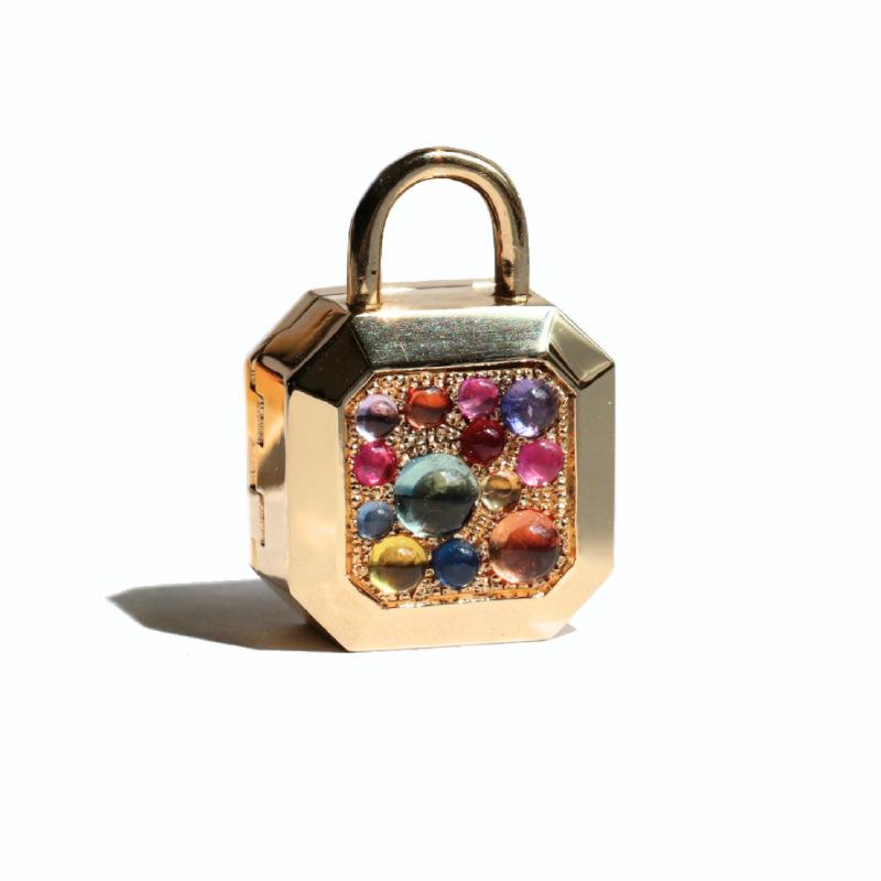 

Necklace Square Open And Close Photo Album Zircon Pendant Bracelet Clavicle Chain Necklace Electroplated Gold Color Retention