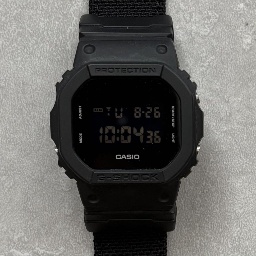

[Б/У] Casio G-SHOCK DW-5600BBN-1JF Полностью черные