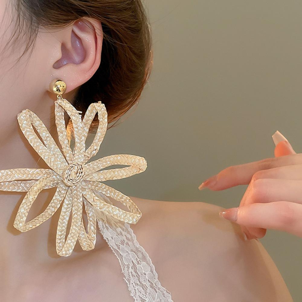 Bohemian Style Exaggerated Flower Ear Studs Zinc Zinc Alloy Hollow Floral Earrings  Daily