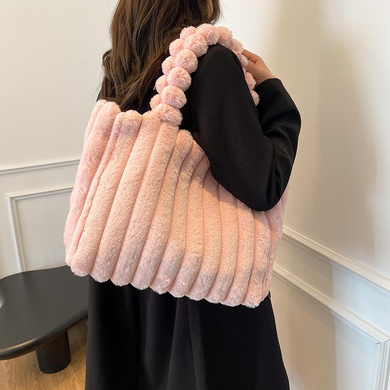 Plush Bag Women's 2025 New Fashion Simple Shoulder Bag Portable Large-capacity Plush Tote Bag
