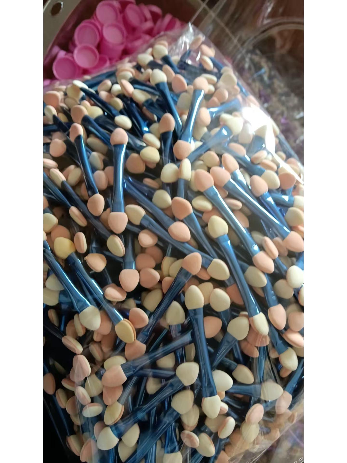 

Двусторонний спонж для теней и кисть для консилера - Алюминиевая туба, латексная основа, заостренный инструмент для теней для носа. синий