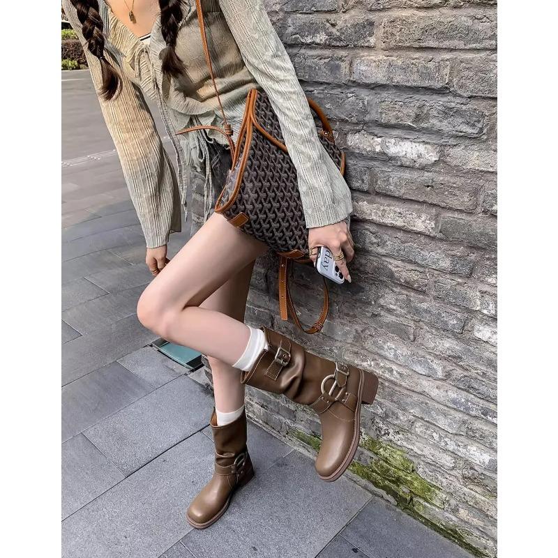 Modische Schnalle Motorradstiefel Damen Runde Spitze Mittlerer Absatz Knöchelhohe Stiefel Quadratischer Absatz Herbst Plateau-Schuhe