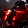 Lanterna Traseira de Alforge LED com Luz de Freio Contínua e Seta Sequencial Compatível com Harley Touring Street Glide Road King Road Glide Electra