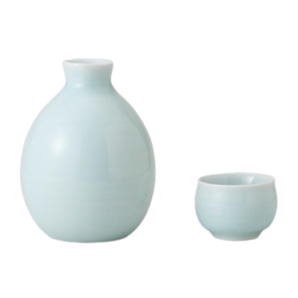 

Sake Blue and White Porcelain Tokkuri Ochoko Set Sake Mino Ware Perfect for Cold and Hot Made in Japan Ale-net Set, & (2 Cups) - Ceramic, Sake, синий
